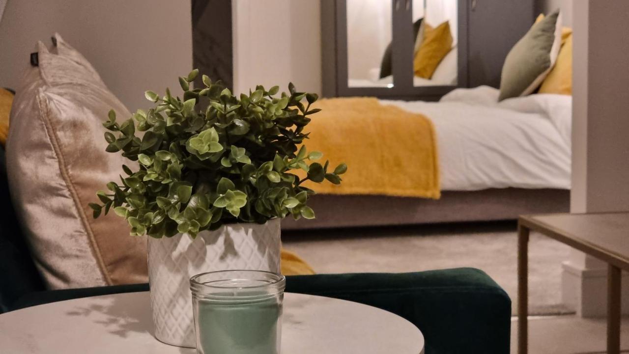 George House Newbury Luxury Apartments Esterno foto